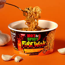 HOT & SPICY FIRE WOK MOLTEN CHILI CHICKEN 4.37 OZ NISSIN